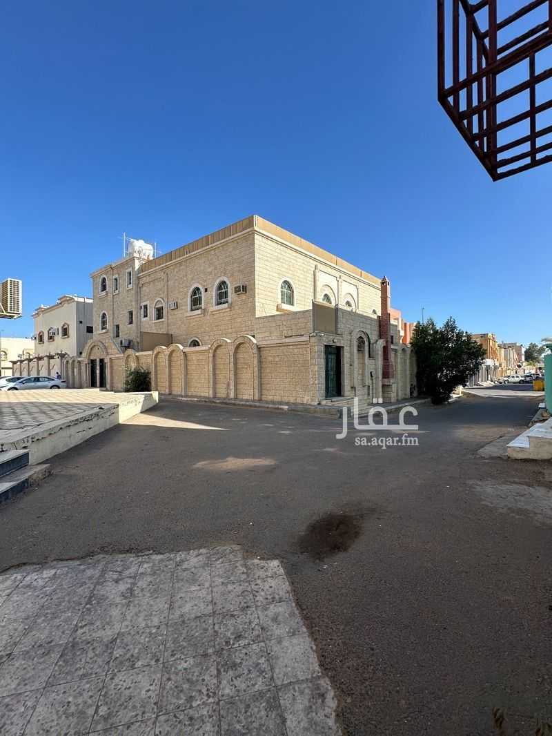7 bedroom villa in New Aziziyah, Tabuk 3