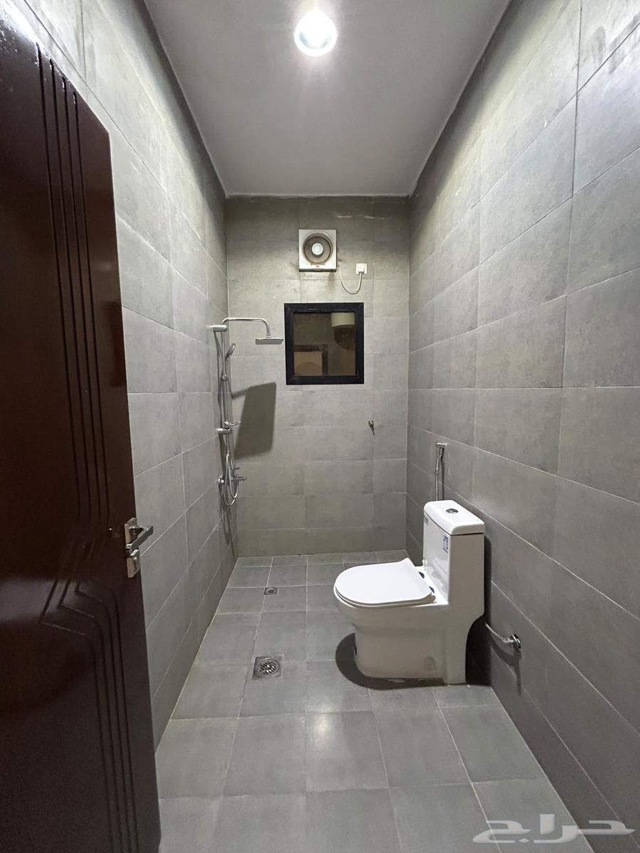 3 bedroom apartment in Al Difa, Madinah 9
