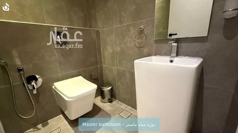 3 bedroom apartment in Al Aridh 10