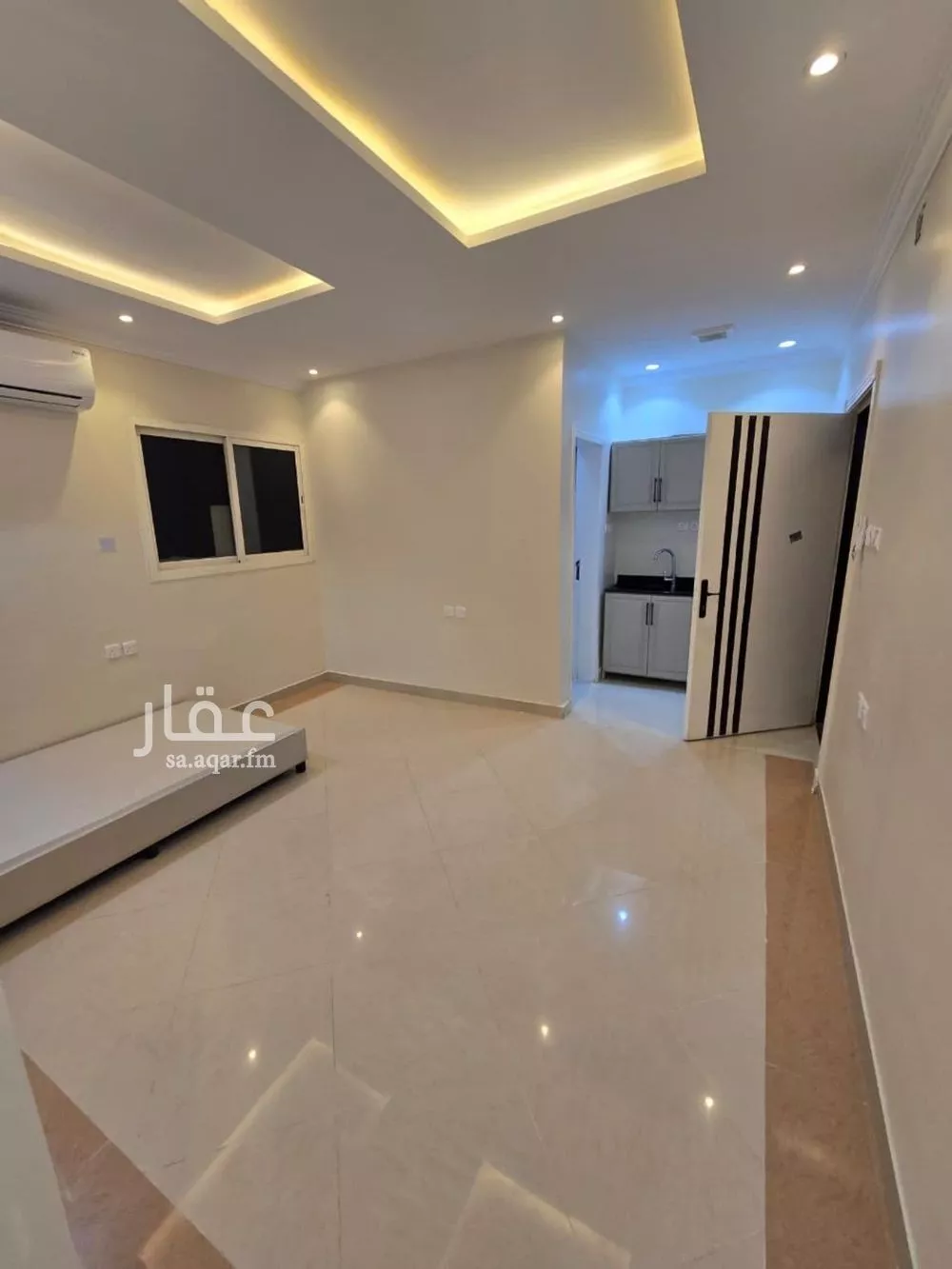 1 bedroom apartment in Granada 4