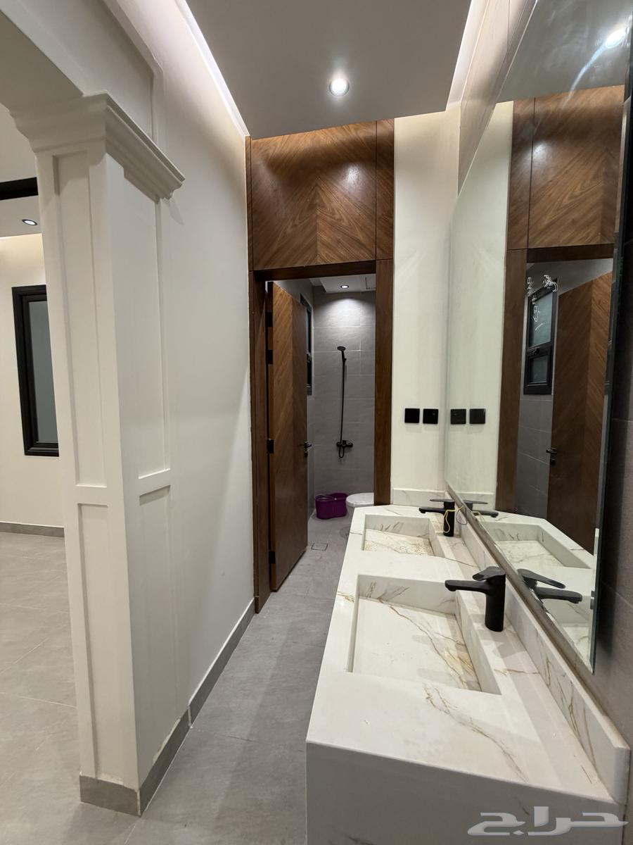 5 bedroom apartment in Al Awali, Riyadh 6