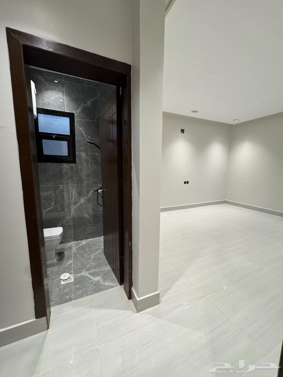 5 bedroom apartment in Al Janadriyah, Riyadh 5