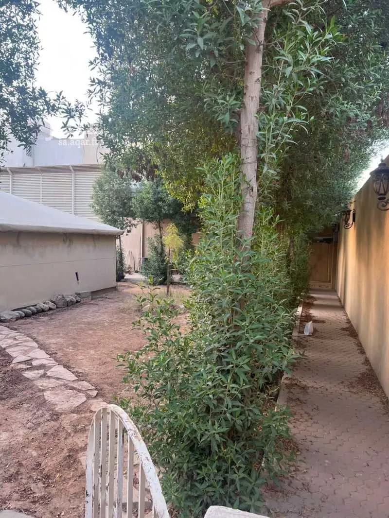 540 sqm land in Al Rabwa 7