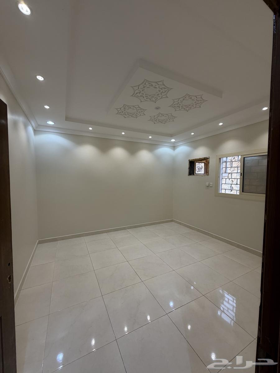 4 bedroom apartment in Al Awali, Makkah 4