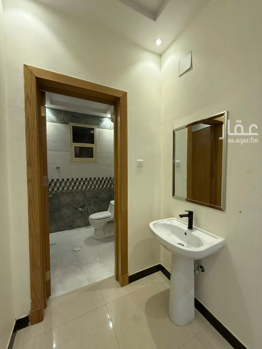 4 bedroom floor in Al Munsiyah 4