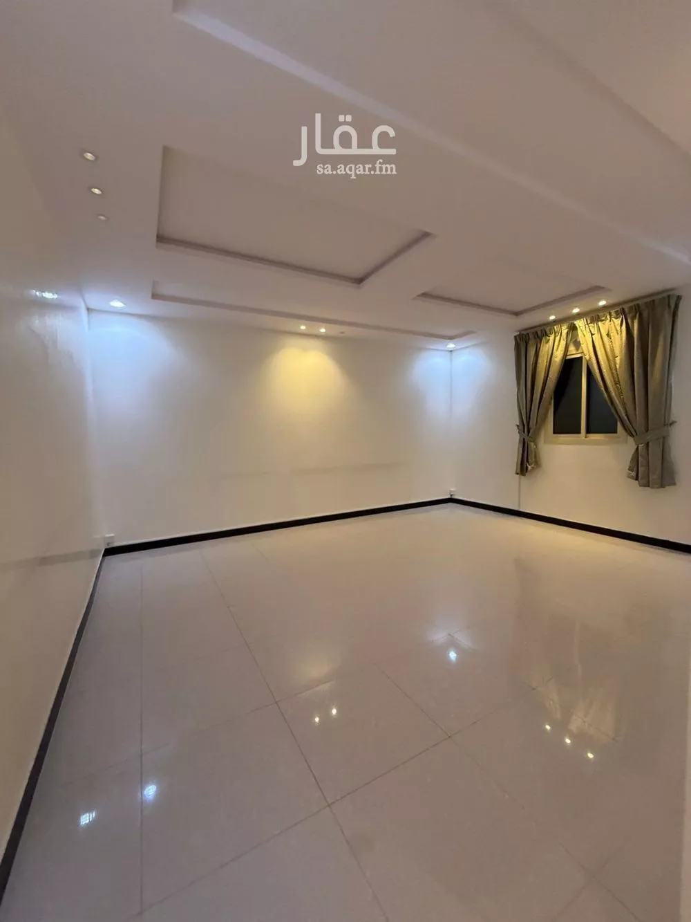 4 bedroom floor in Al Munsiyah 5