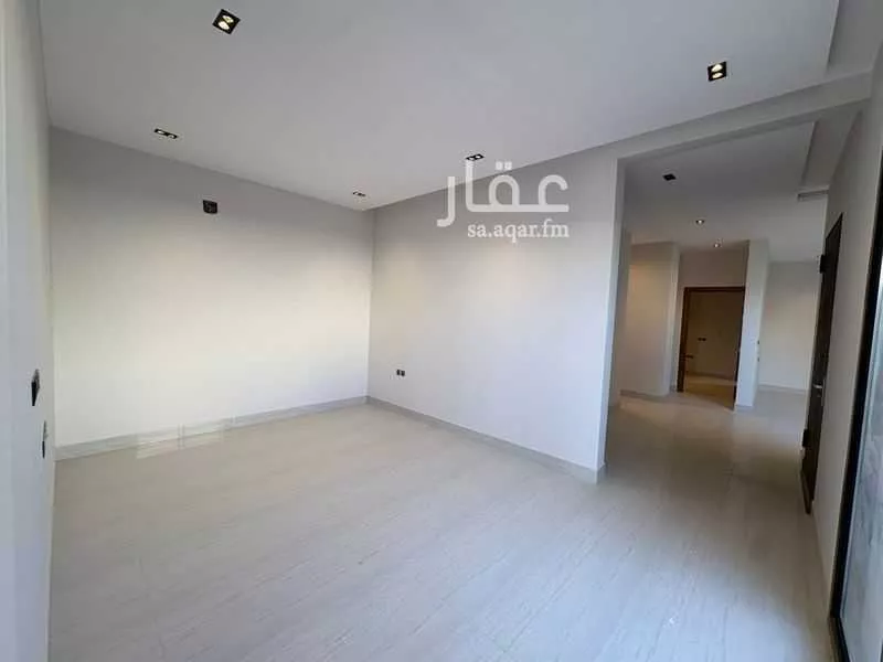 467 sqm land in Al Mahdiyyah 9