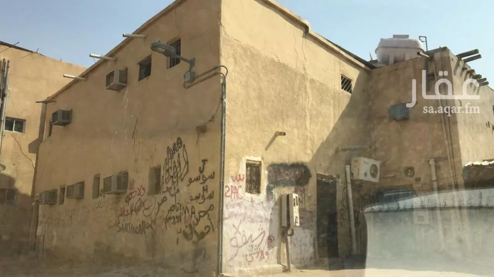 أرض 103 م² في العود 2