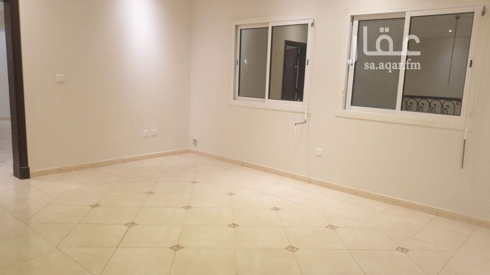 5 bedroom villa in Abhur South, Jeddah 16
