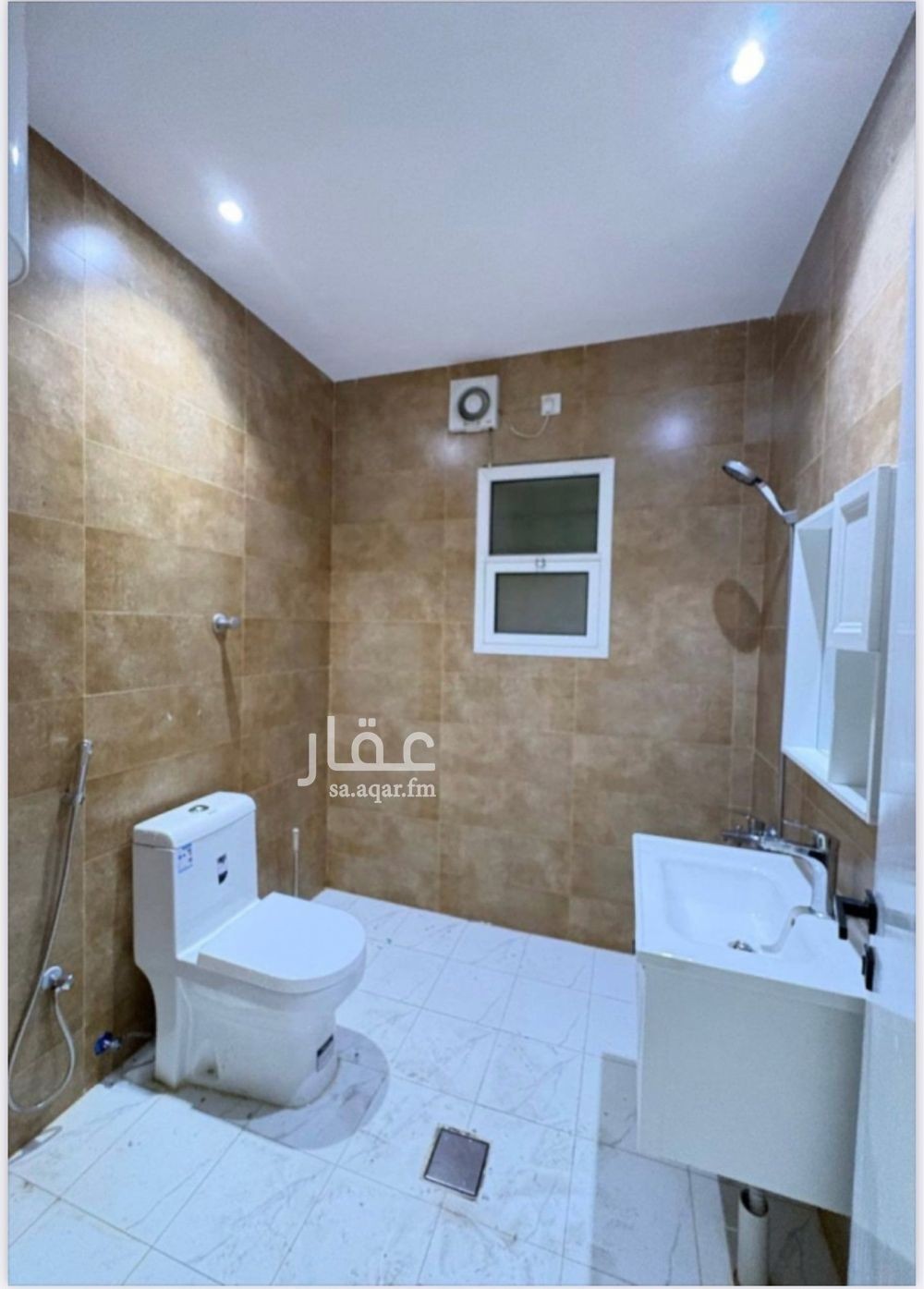 2 bedroom apartment in Al Hamra, Riyadh 5