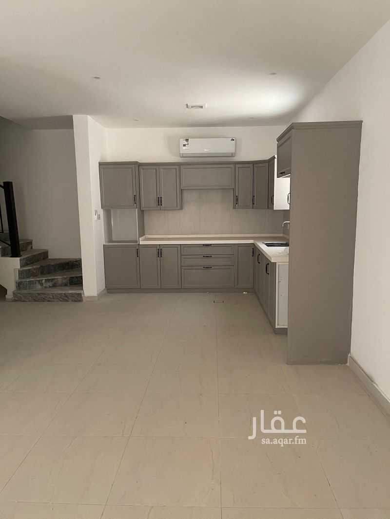 4 bedroom villa in Al Rakah Ash Shamaliyah, Eastern Province 2