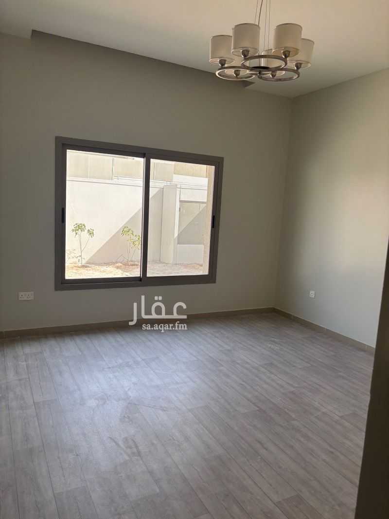 5 bedroom villa in Aramco, Eastern Province 6