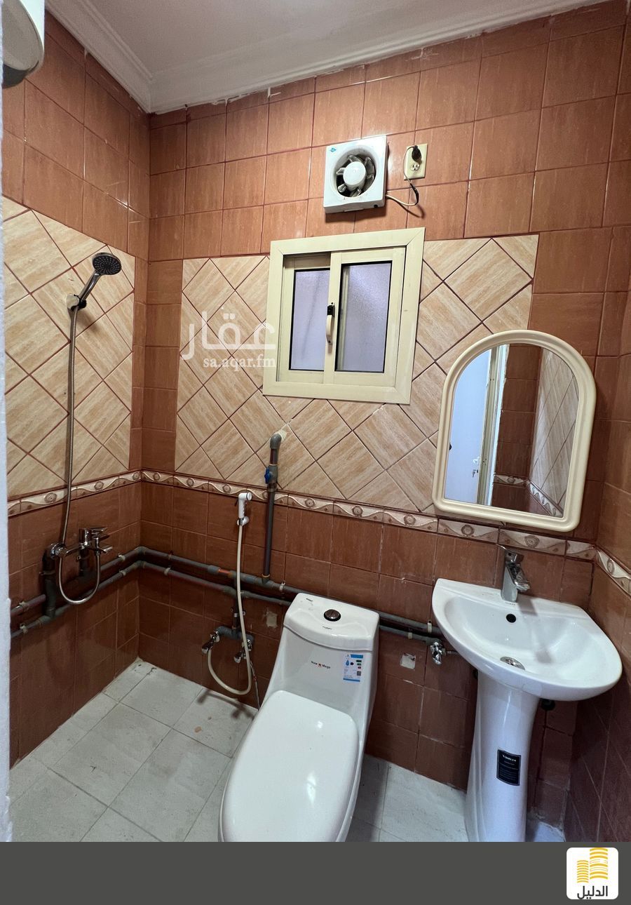 4 bedroom apartment in Al Dawasir, Eastern Province 5
