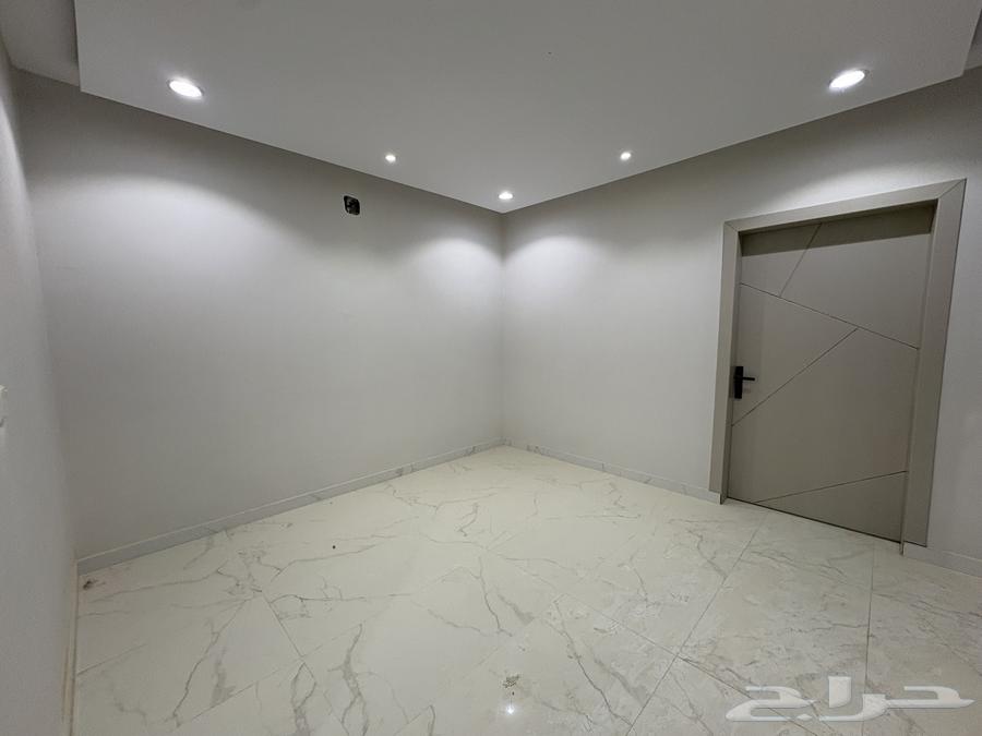5 bedroom villa in Okaz, Riyadh 7