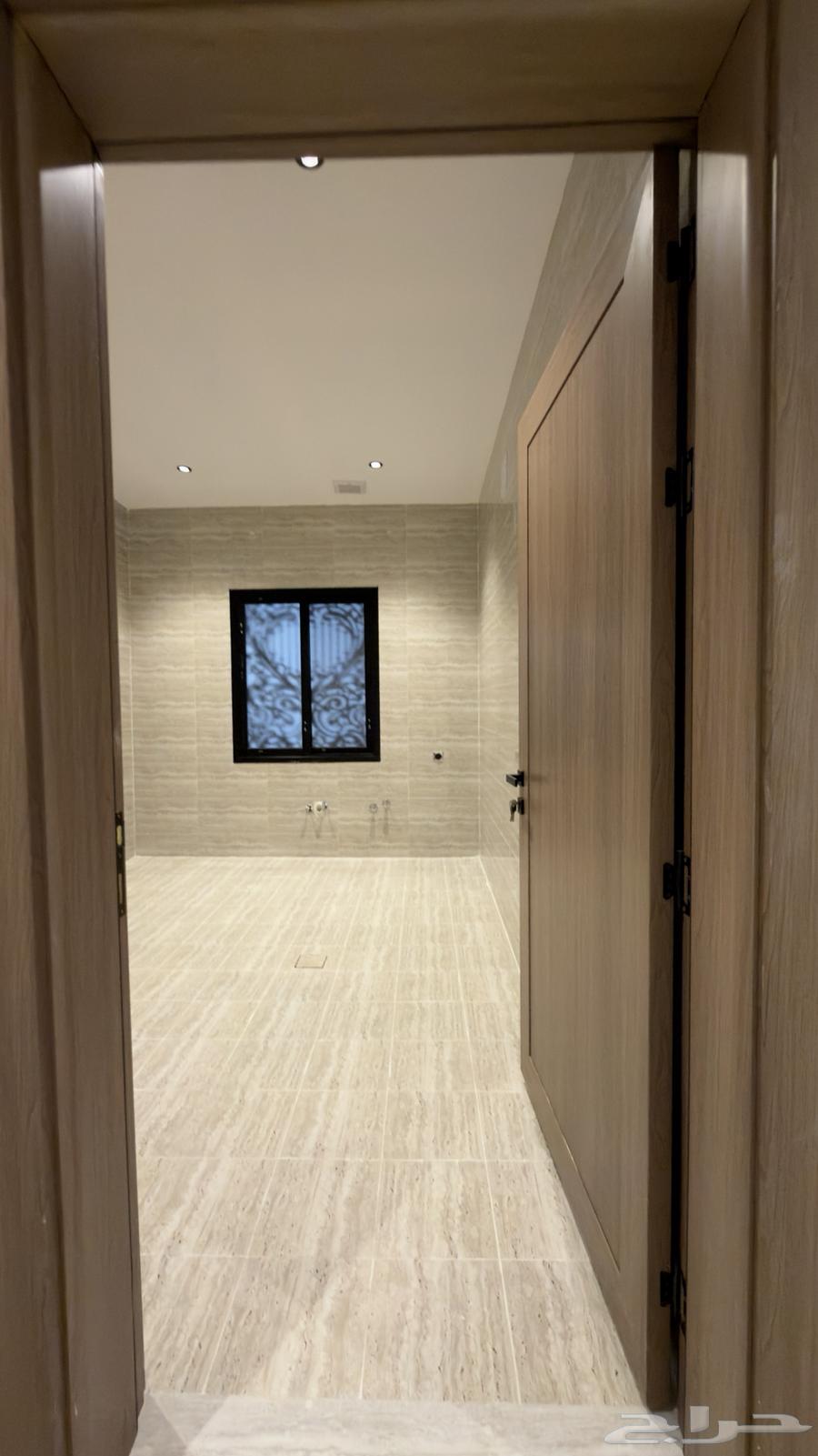 4 bedroom villa in Al Buhairah, Eastern Province 11