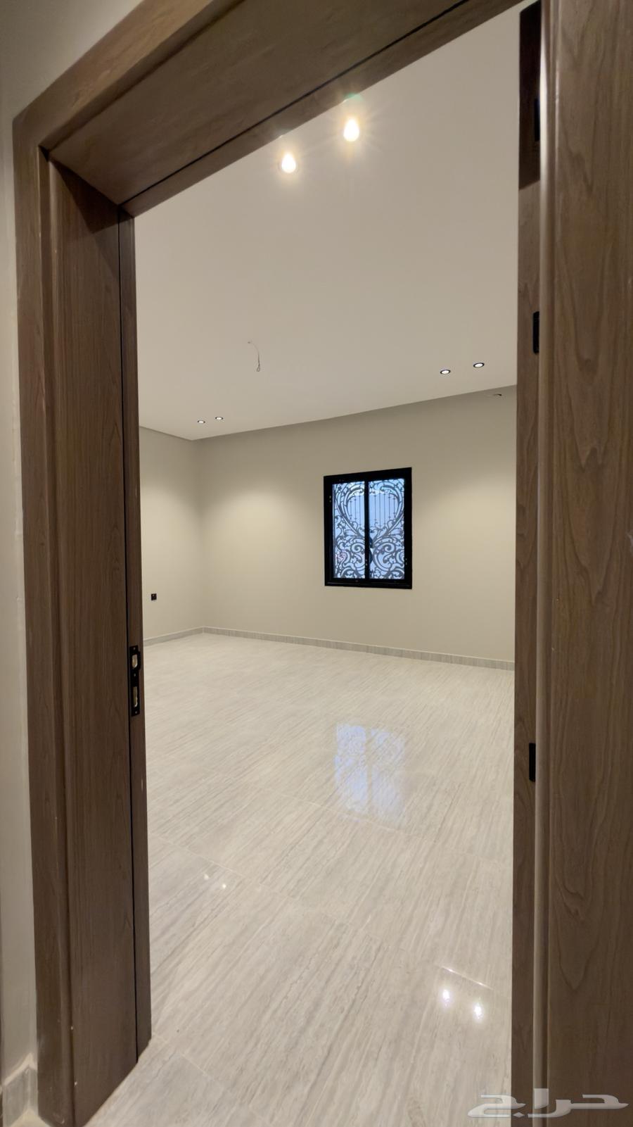 4 bedroom villa in Al Buhairah, Eastern Province 17
