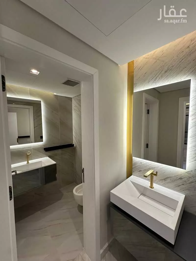 5 bedroom villa in Riyadh 13