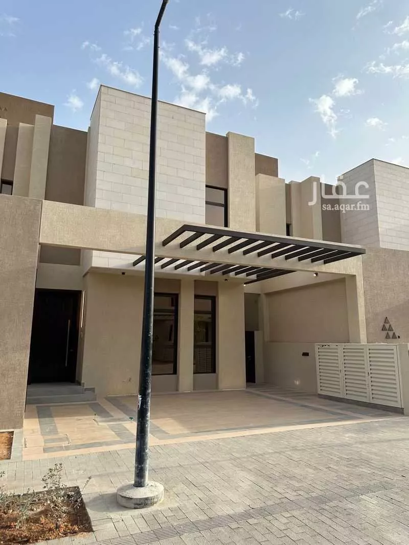 5 bedroom villa in Riyadh 24