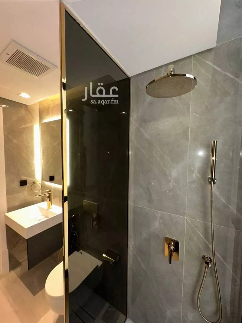 5 bedroom villa in Riyadh 27