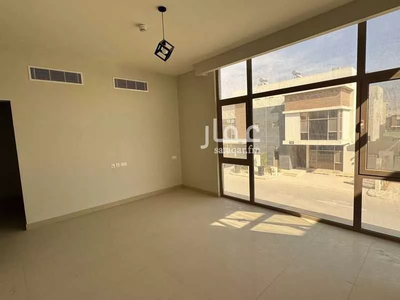 4 bedroom villa in Al Munsiyah 24