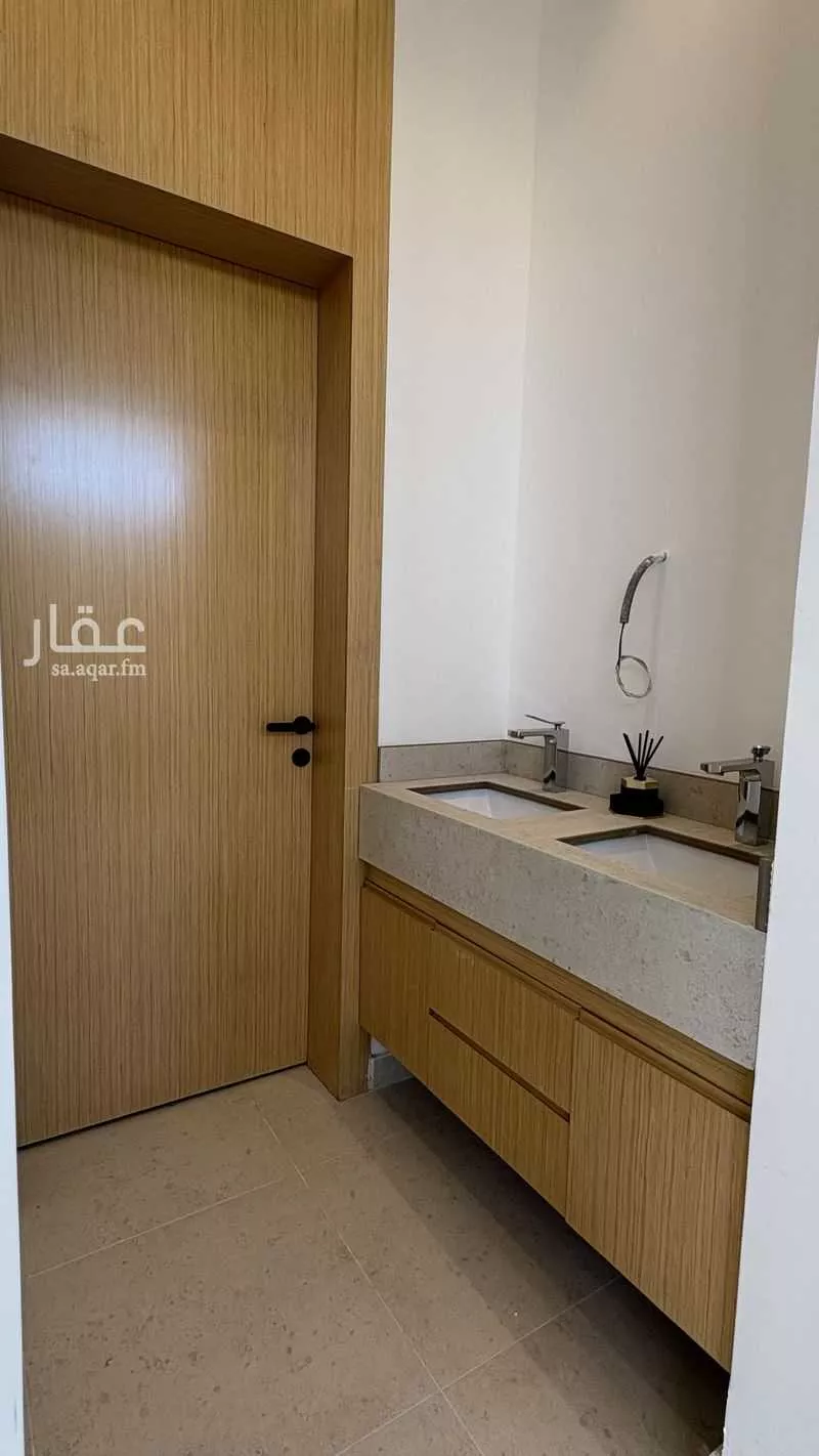 فيلا 5 غرف في الصفا 12