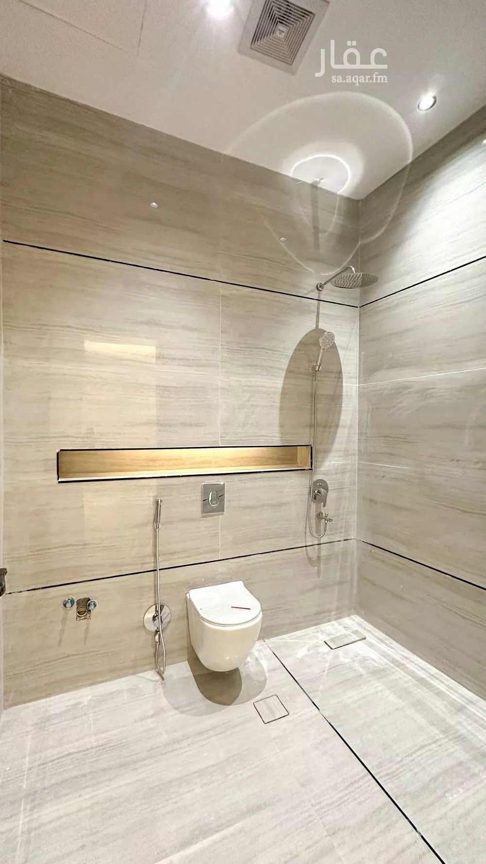 6 bedroom villa in Al Mahdiyyah 29