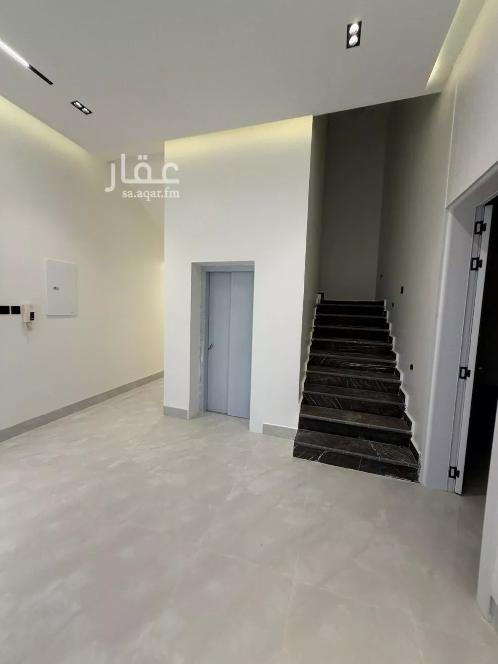6 bedroom villa in Al Mahdiyyah 5