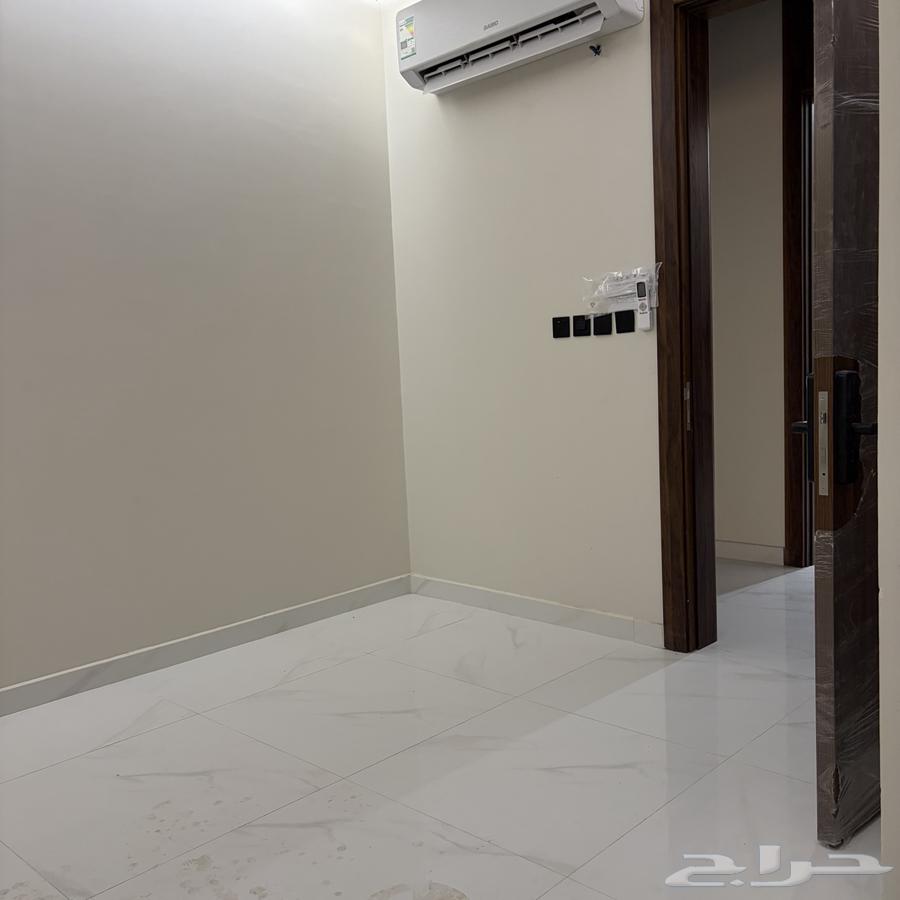 2 bedroom apartment in Al Buhairah, Eastern Province 6