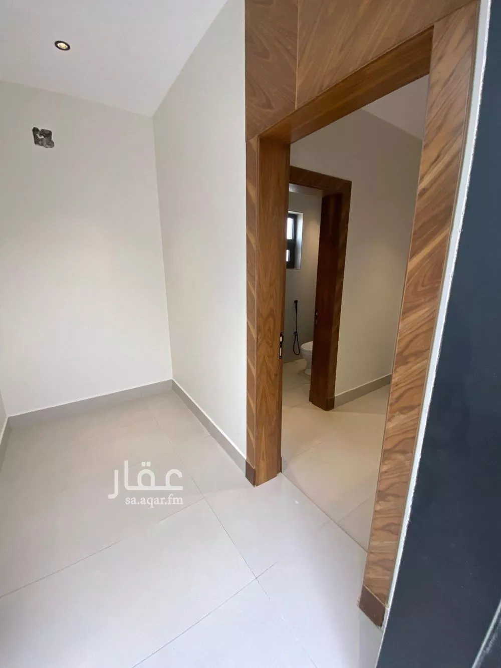 5 bedroom villa in Al Mahdiyyah 9