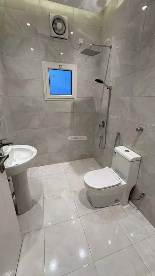4 bedroom apartment in Abhur North, Jeddah 3