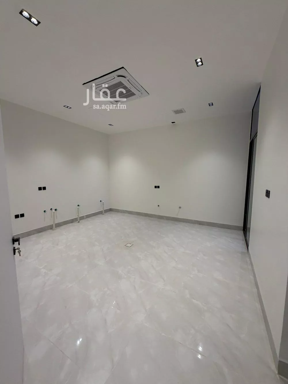 5 bedroom villa in Al Mahdiyyah 15