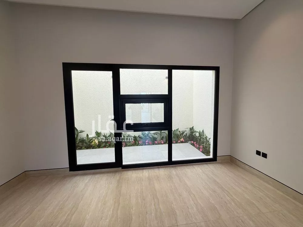 5 bedroom villa in Al Mahdiyyah 11