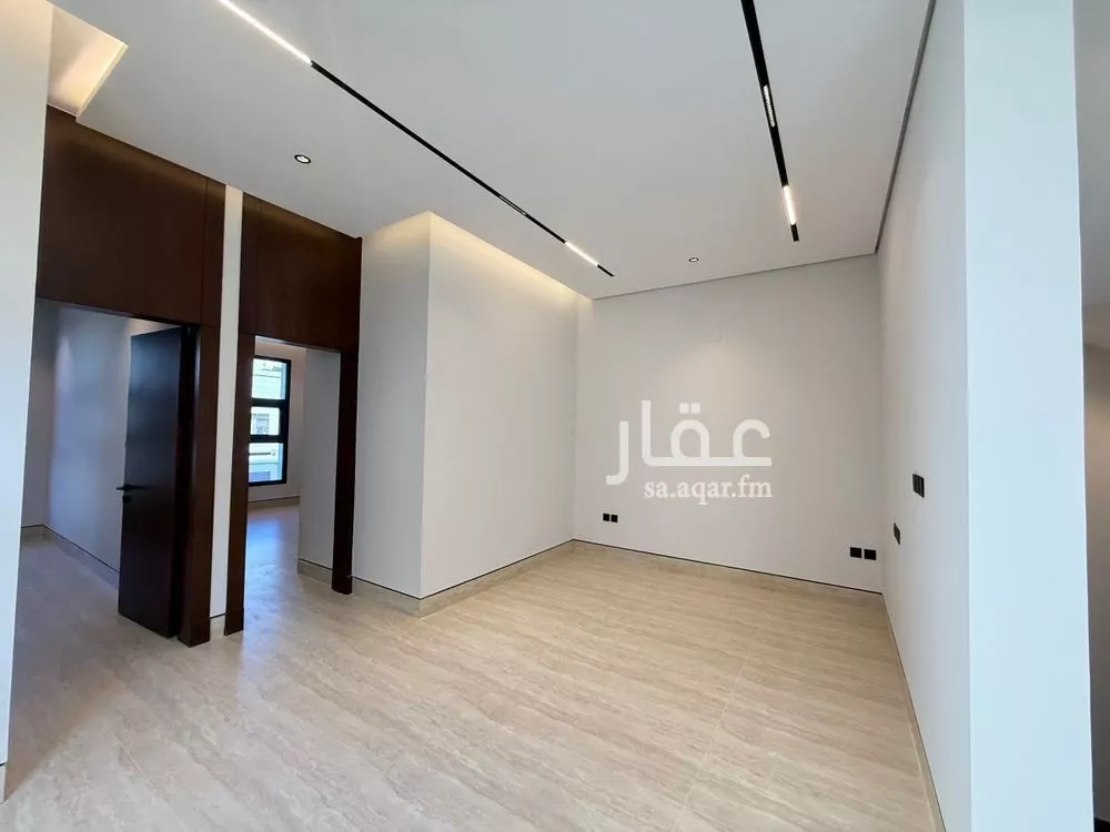 5 bedroom villa in Al Mahdiyyah 15
