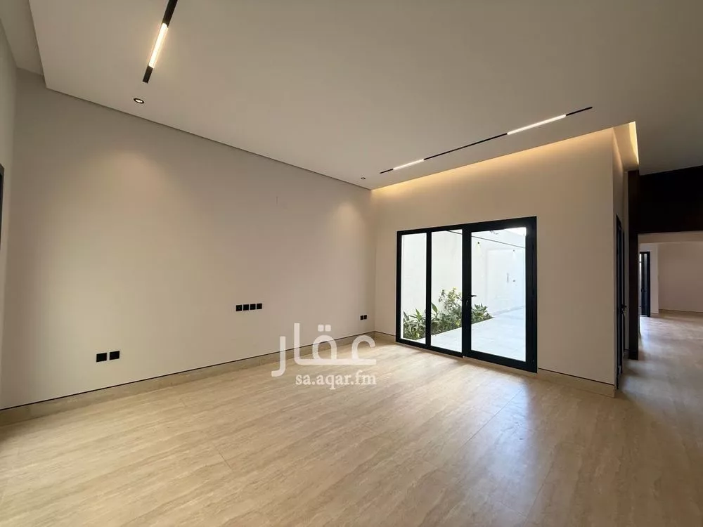 5 bedroom villa in Al Mahdiyyah 19