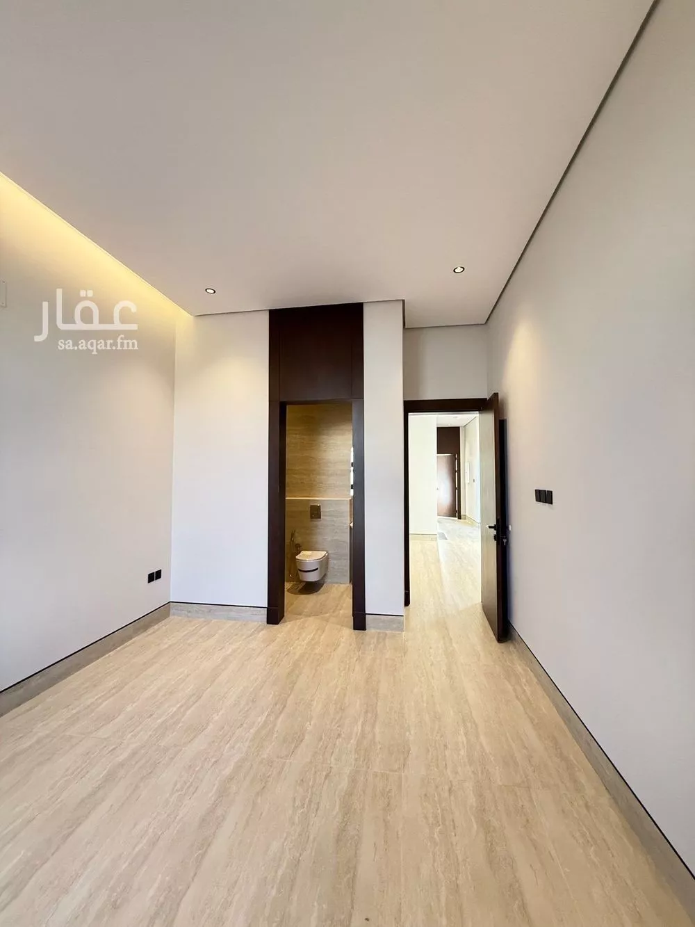 5 bedroom villa in Al Mahdiyyah 26