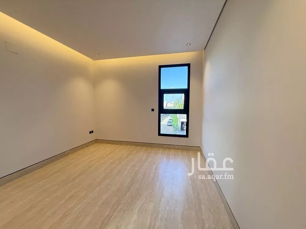 5 bedroom villa in Al Mahdiyyah 29