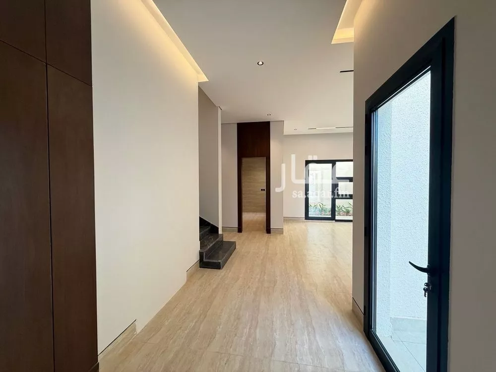 5 bedroom villa in Al Mahdiyyah 10