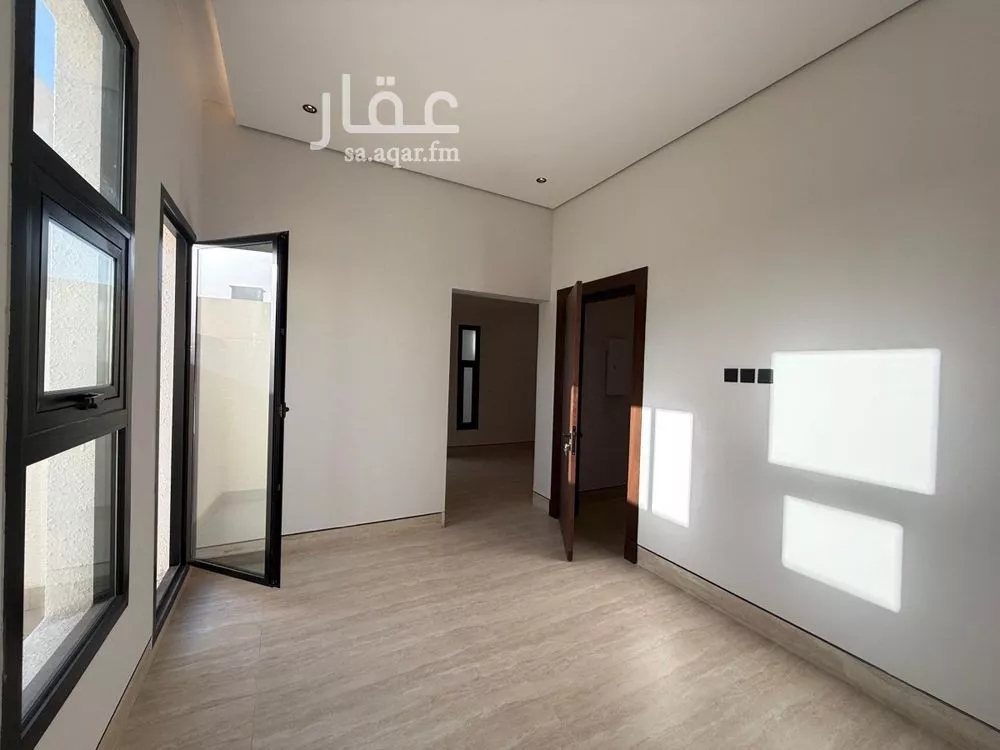 5 bedroom villa in Al Mahdiyyah 15