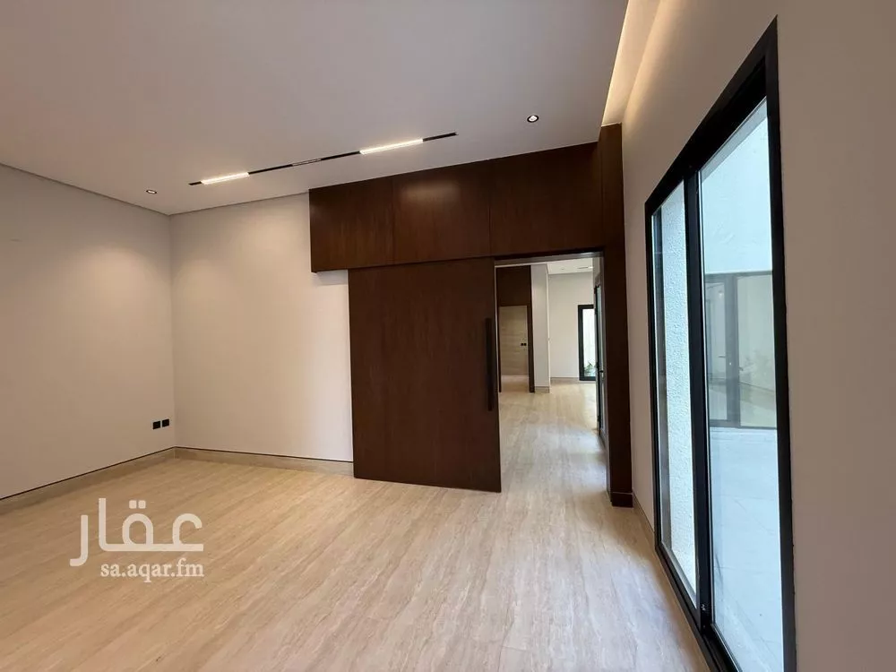 5 bedroom villa in Al Mahdiyyah 26