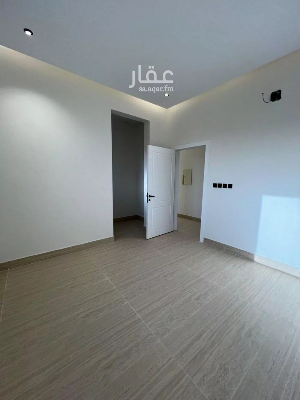 5 bedroom villa in Al Mahdiyyah 8