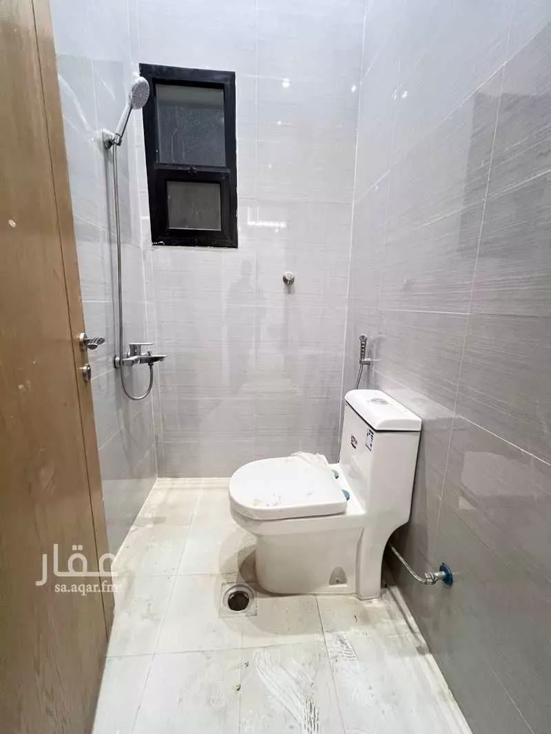 8 bedroom villa in Al Janadriyah 18