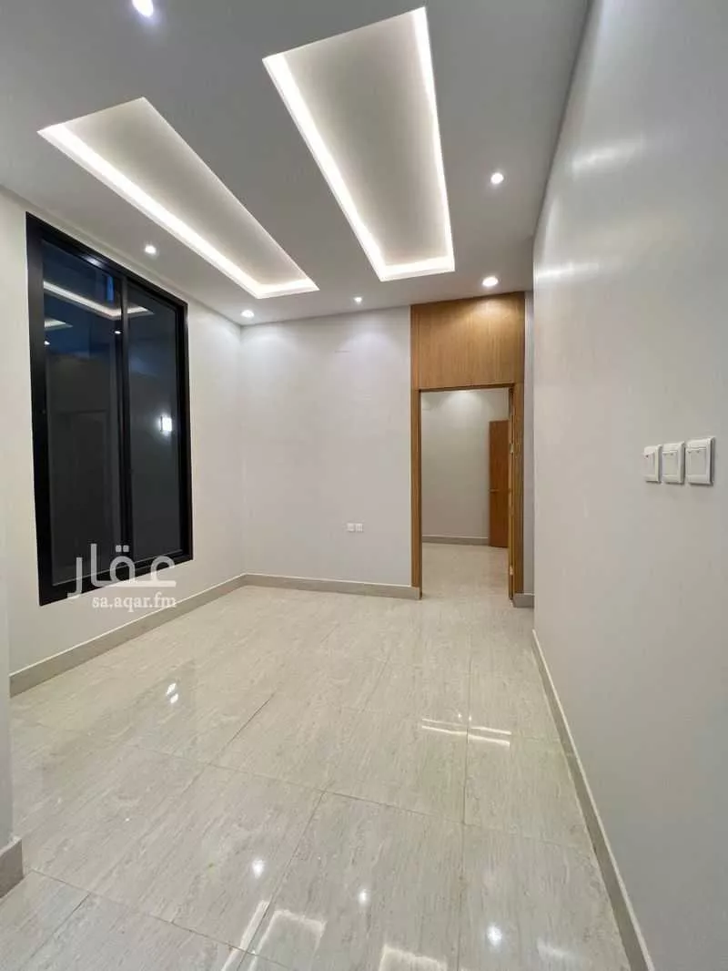 8 bedroom villa in Al Janadriyah 5