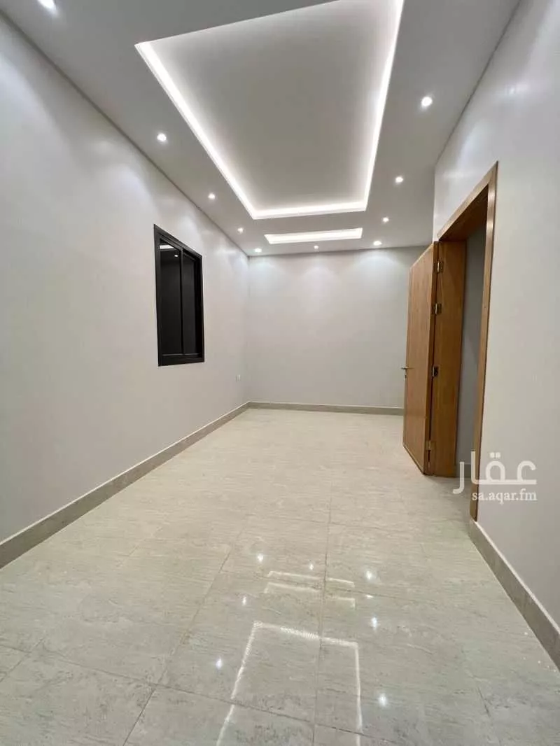 8 bedroom villa in Al Janadriyah 10