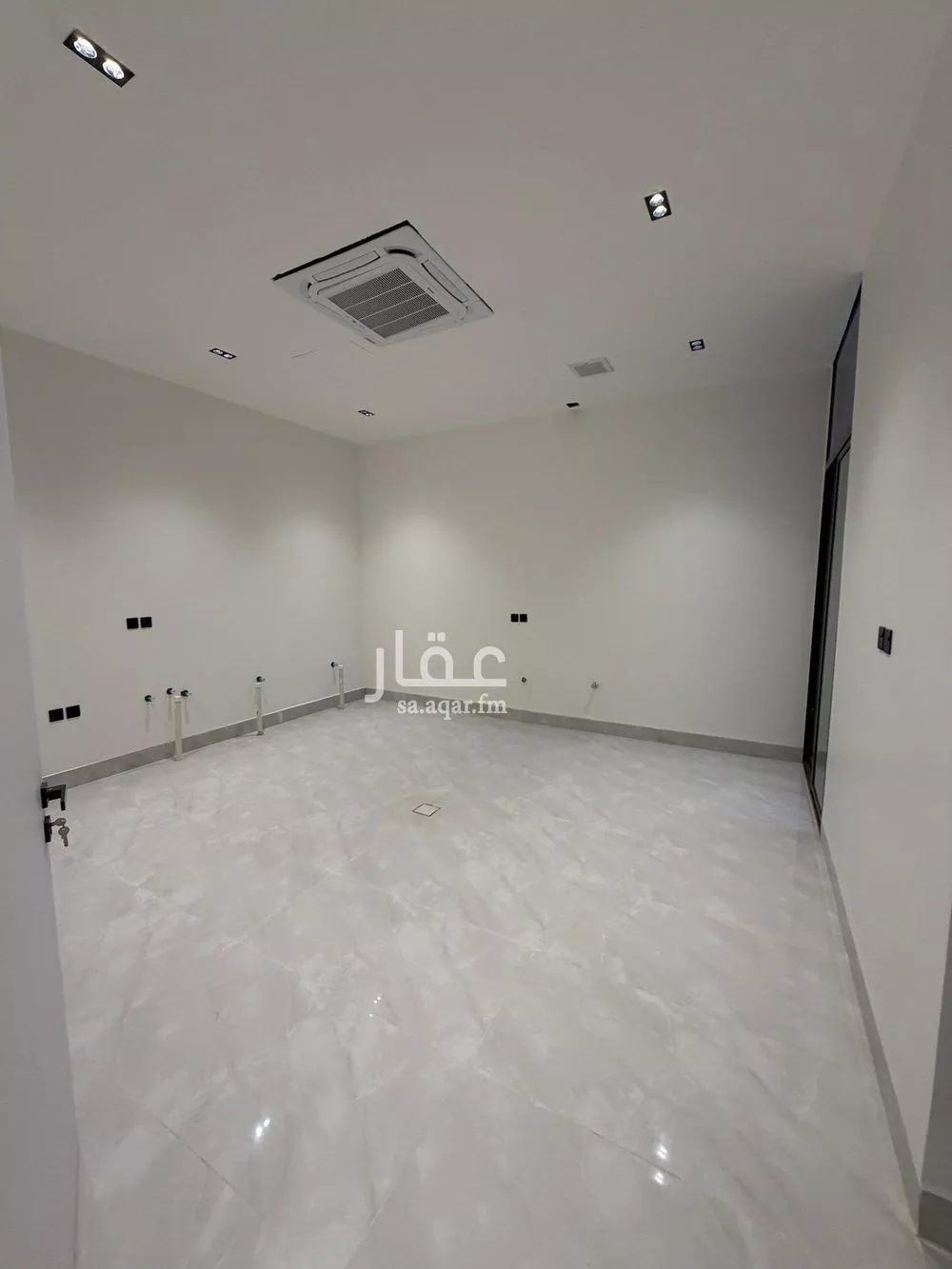 6 bedroom villa in Al Mahdiyyah 5