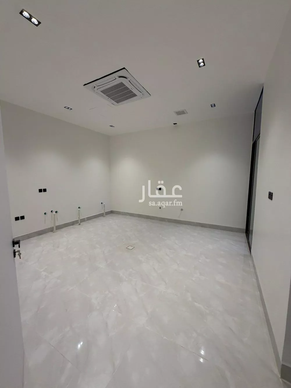 5 bedroom villa in Al Mahdiyyah 5