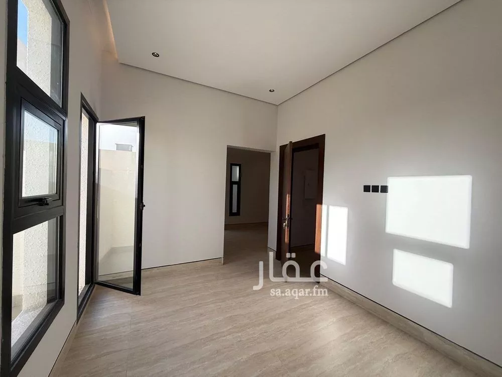 5 bedroom villa in Al Mahdiyyah 13