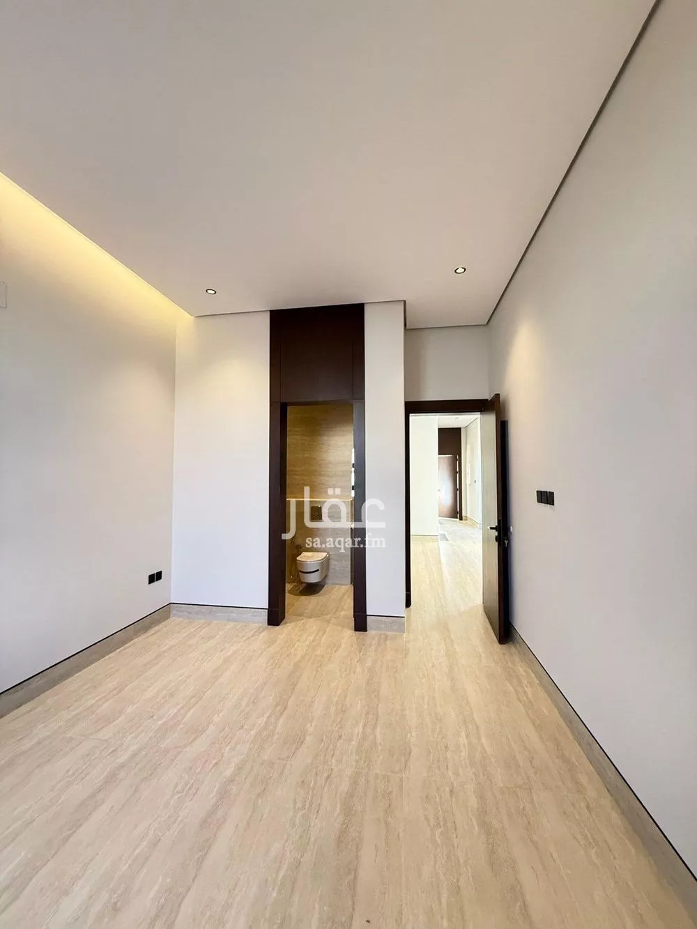 5 bedroom villa in Al Mahdiyyah 17