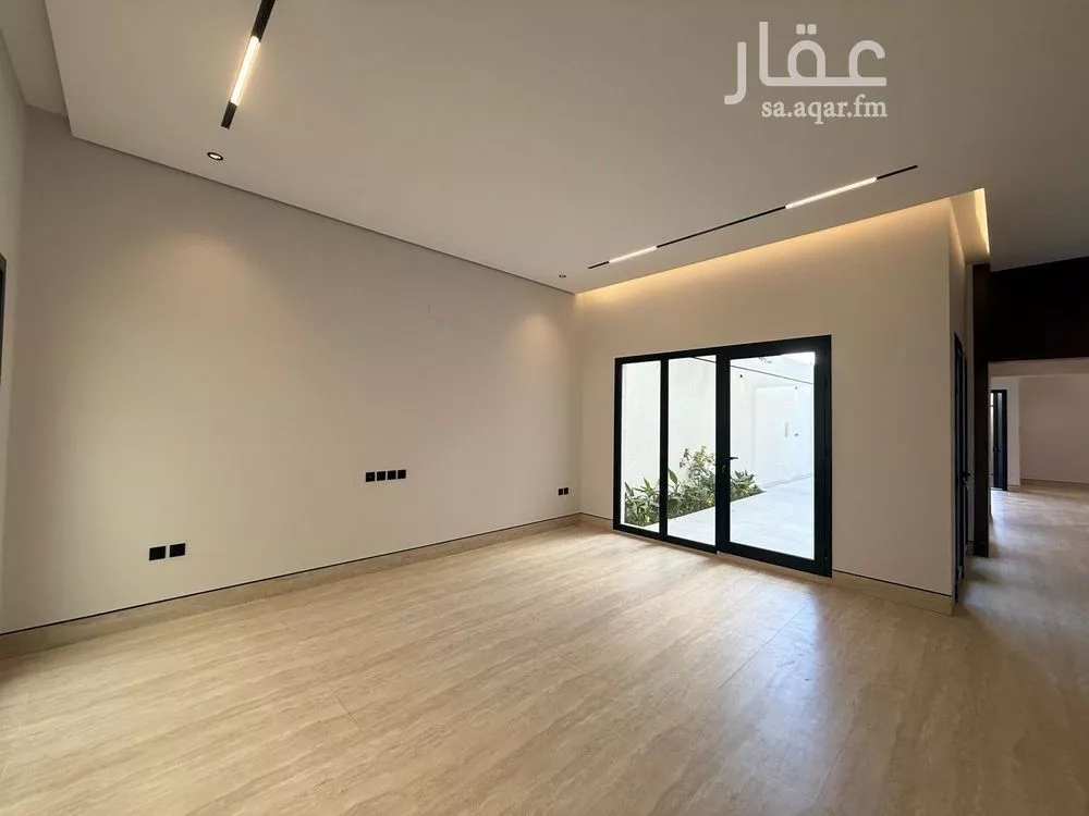 5 bedroom villa in Al Mahdiyyah 21