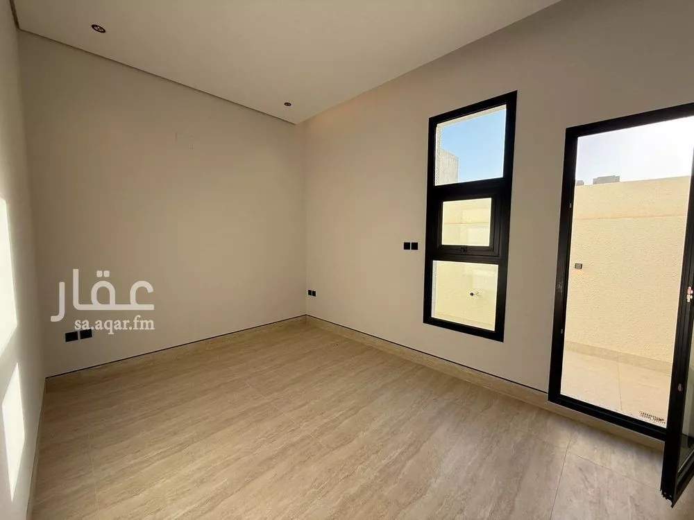 5 bedroom villa in Al Mahdiyyah 25