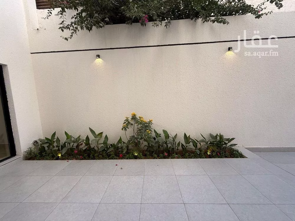 5 bedroom villa in Al Mahdiyyah 30